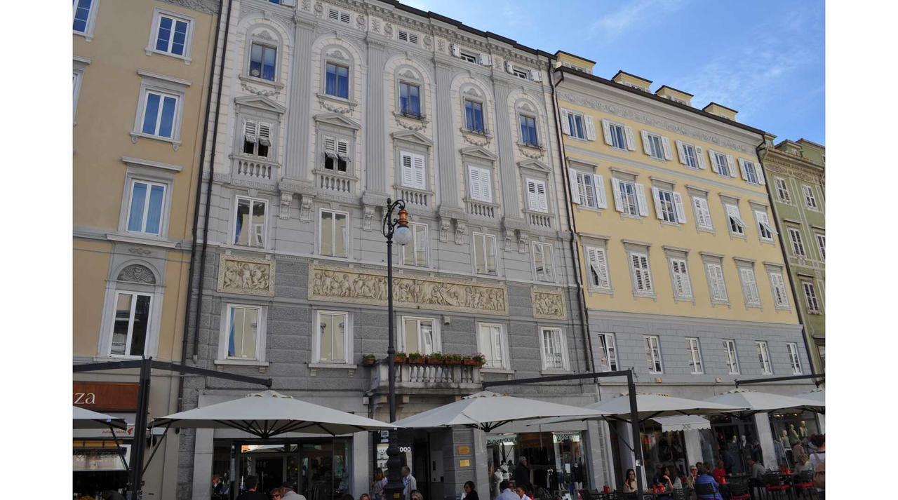 Unica Nel Cuore Storico Di Trieste Exteriör bild